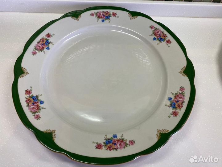 Предметы из сервизов «Воспоминание»