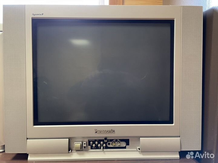 Телевизор panasonic