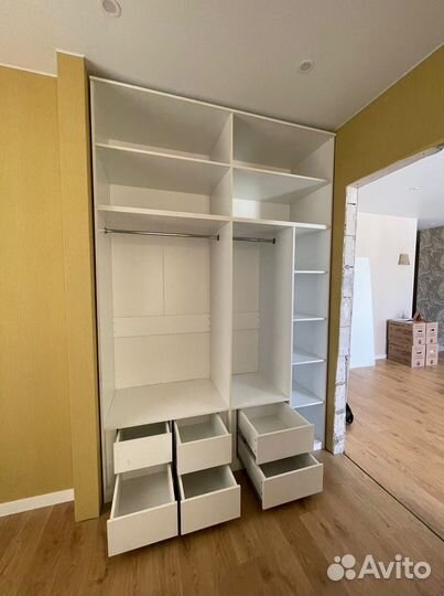 Шкаф навесной