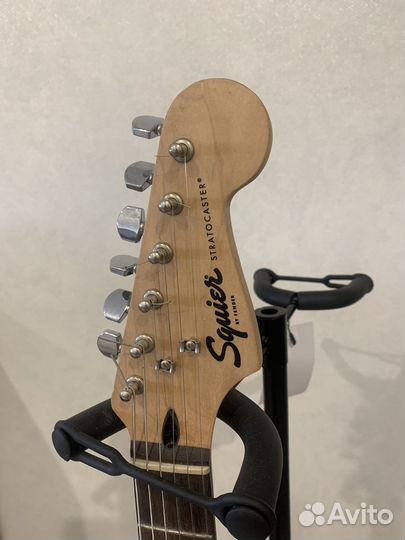 Электро гитара Fender Squier stratocaster