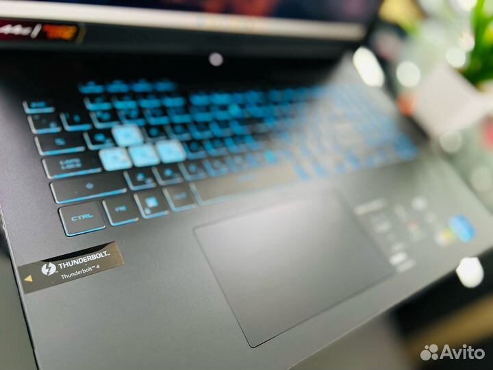 Игровой ноутбук Asus 17