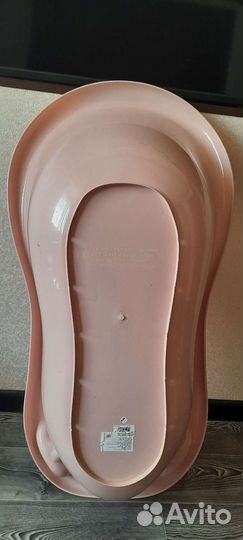 Ванночка для купания с горкой