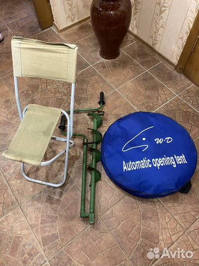 Палатка бур и стул для зимней рыбалки