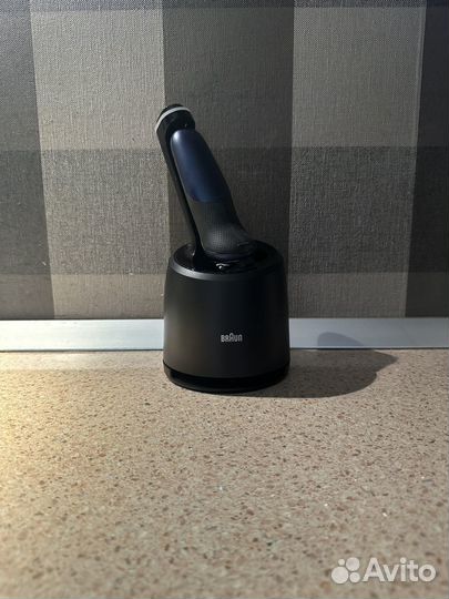 Электробритва Braun Series 7 blue