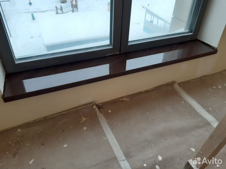 Рабочее место у окна
