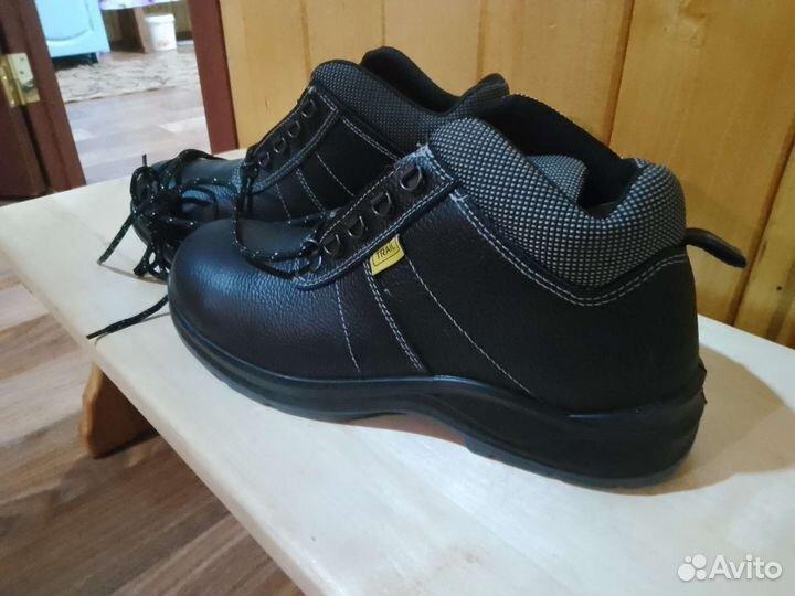 Ботинки осенние мужские,43 размер