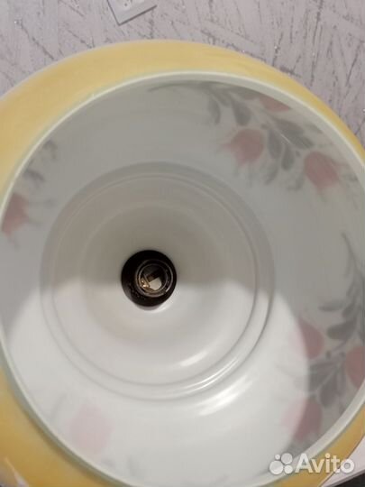 Светильник потолочный подвесной б/у кухонный