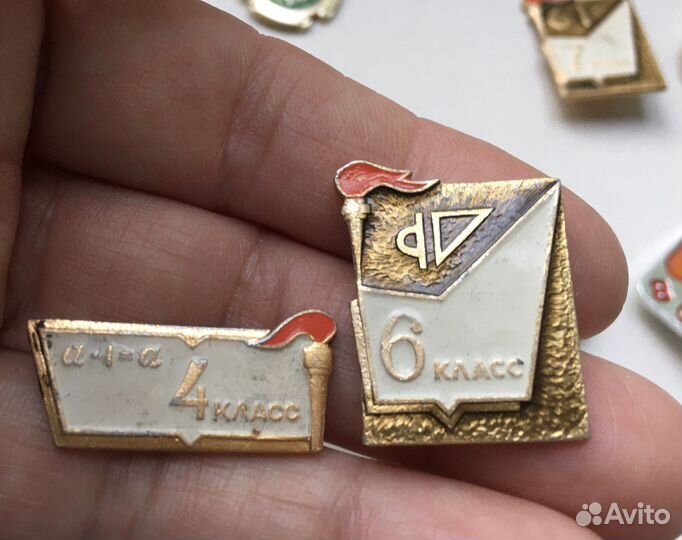 Значки -Ученика -школьника времен СССР