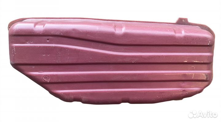 Топливный бак Mitsubishi Delica / Space Gear