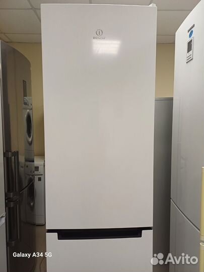 Холодильник indesit. Доставка. Гарантия