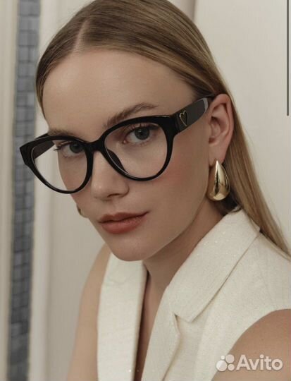 Крупные очки с сердцами на дужках lichi