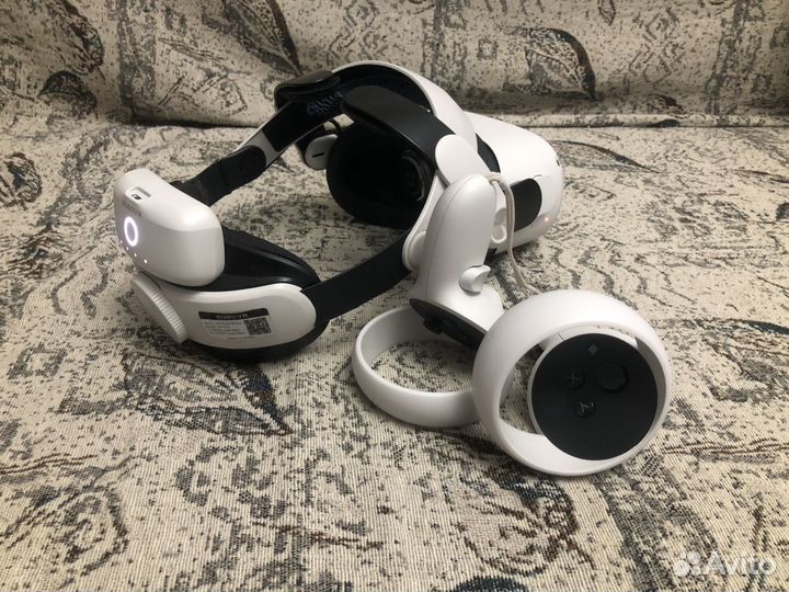 Oculus quest 2 128gb + boboVr m2 pro + Игры