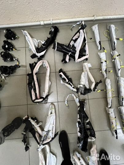 Подушка в руль Лексус юикс 200