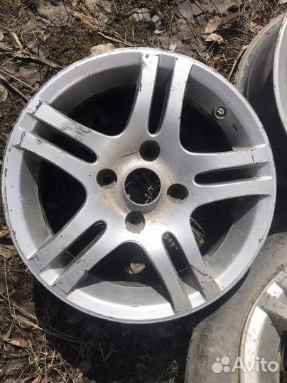 3 литых диска r15 4x114.3 dia67.1