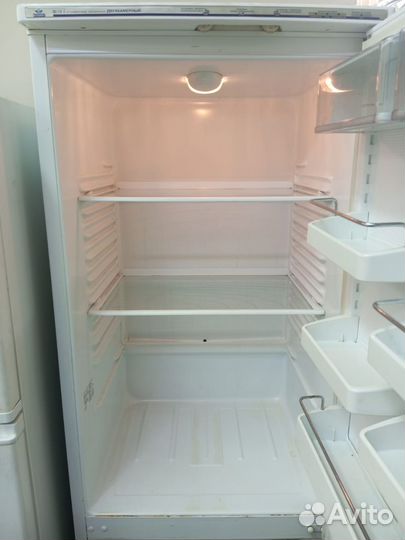Продам Холодильник Атлант б/у с доставкой