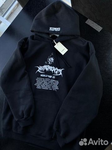 Худи vetements world tour 2021 купить в Москве | Личные вещи | Авито