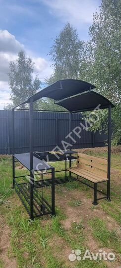 Мангал с крышей и печью под казан