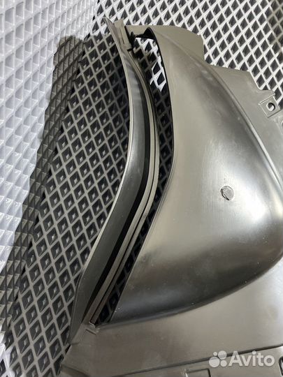 Локер передний BMW 5-Series F10/F11/F18