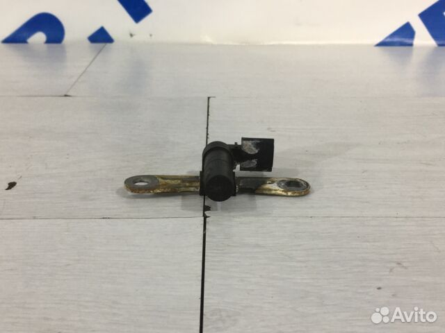 Датчик коленвала renault sandero 2 1.2 мт хетчбек