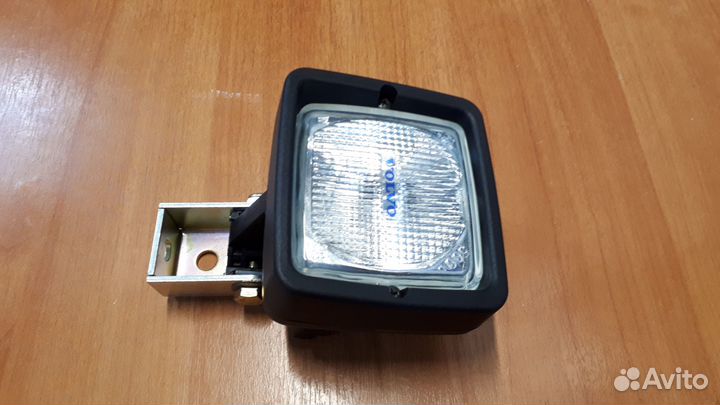 Фары экскаватор Volvo (рабочее освещение)