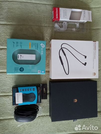 Наушники, USB адаптер, мышка компьютерная