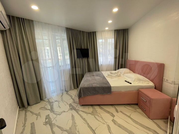 2-к. квартира, 65 м², 8/22 эт.