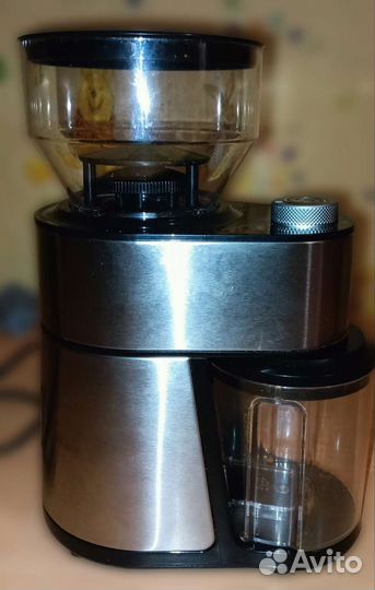 Кофемолка Kitfort KT-717