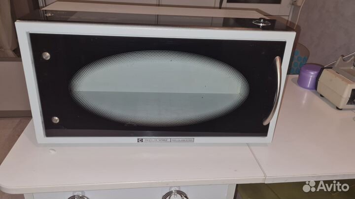 Шкаф бактерицидный