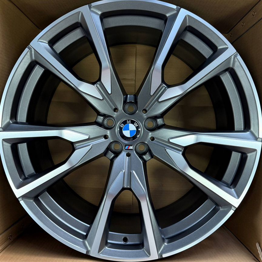 Литые диски BMW 9.5×R22 5×112
