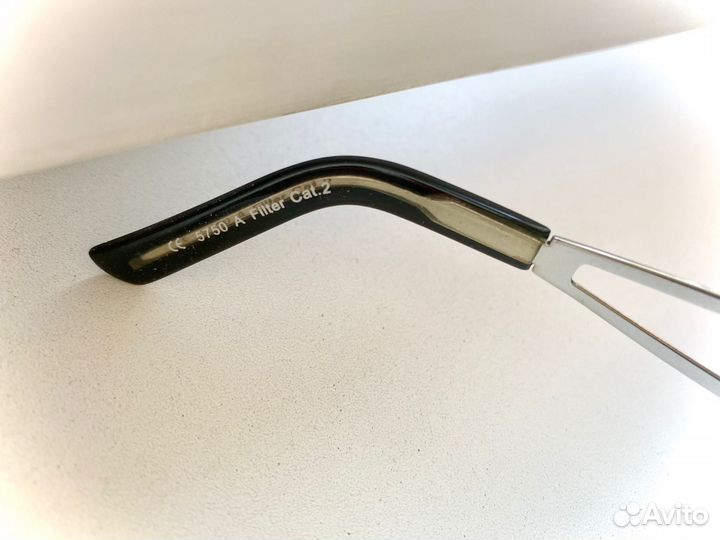 Солнцезащитные очки polaroid