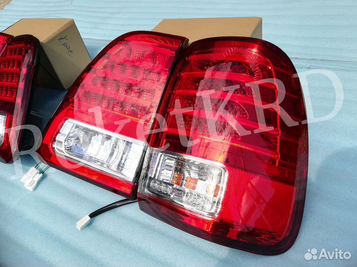 Задние фонари land cruiser 100 Новые