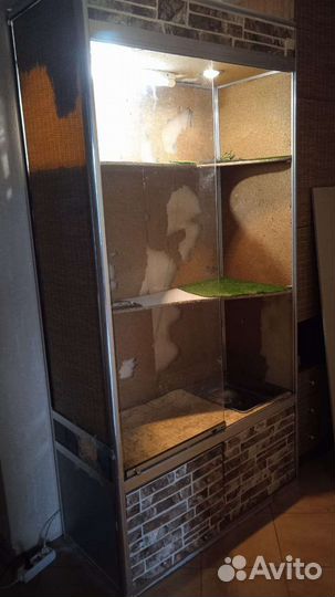 Террариум для рептилий бу