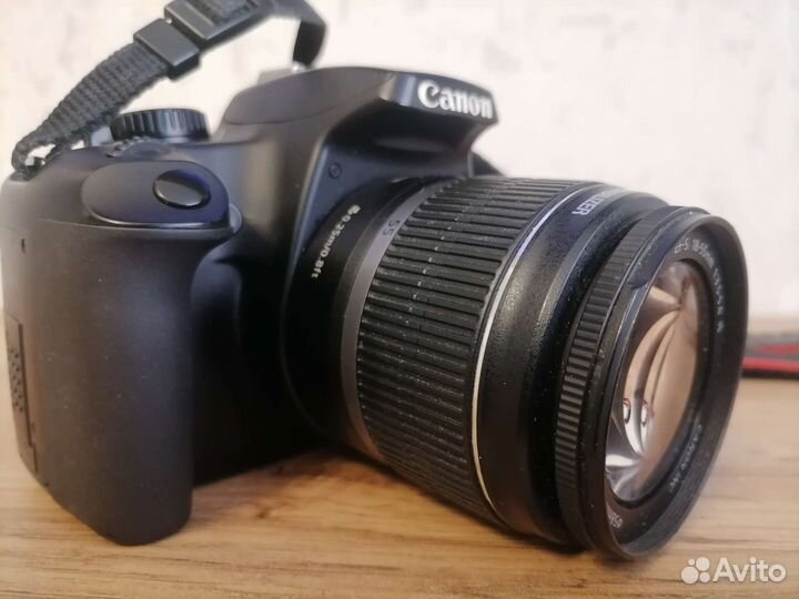 Зеркальный фотоаппарат canon