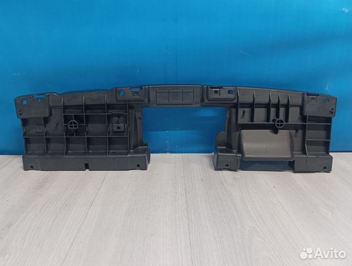 Панель передняя суппорт радиатора верхняя часть F7