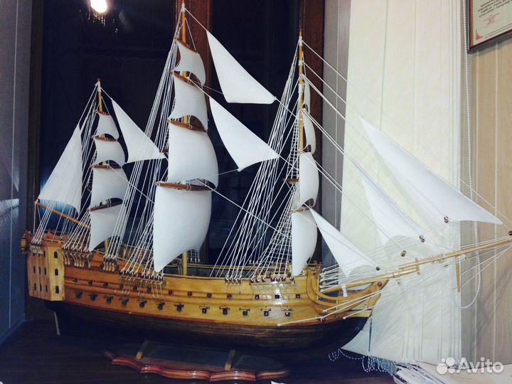 Продам парусник