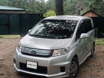 Honda Freed 1.5 CVT, 2012, 86 934 км, с пробегом, цена 1 320 000 руб.