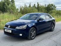 Volkswagen Jetta 1.6 AT, 2013, 243 000 км, с пробегом, цена 950 000 руб.