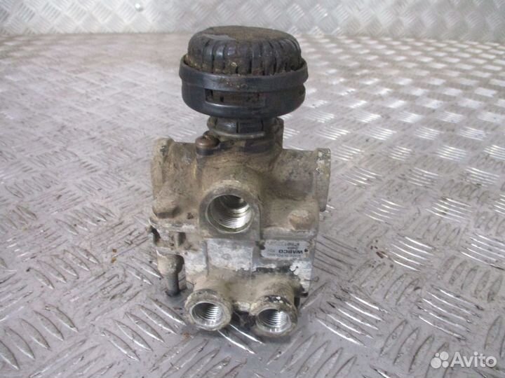 Клапан ускорительный MAN 81521166079