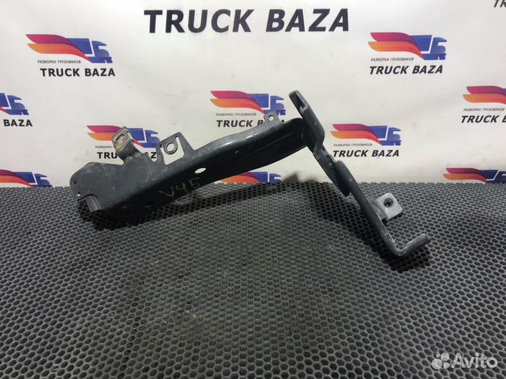 Кронштейн фары левой Volvo FH