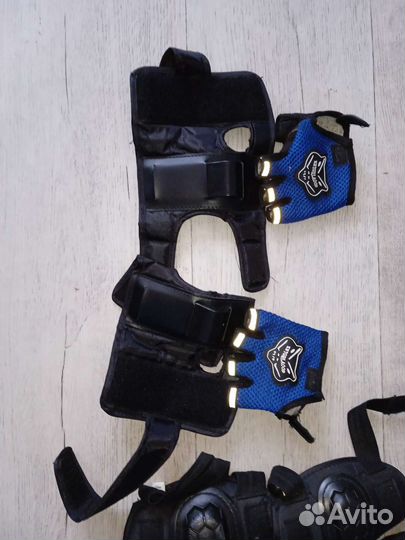 Экипировка для роликов и велосипеда