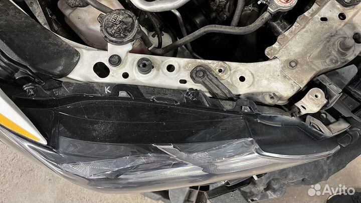 Фара Toyota Camry V70