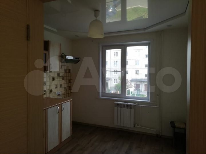 3-к. квартира, 70 м², 2/5 эт.