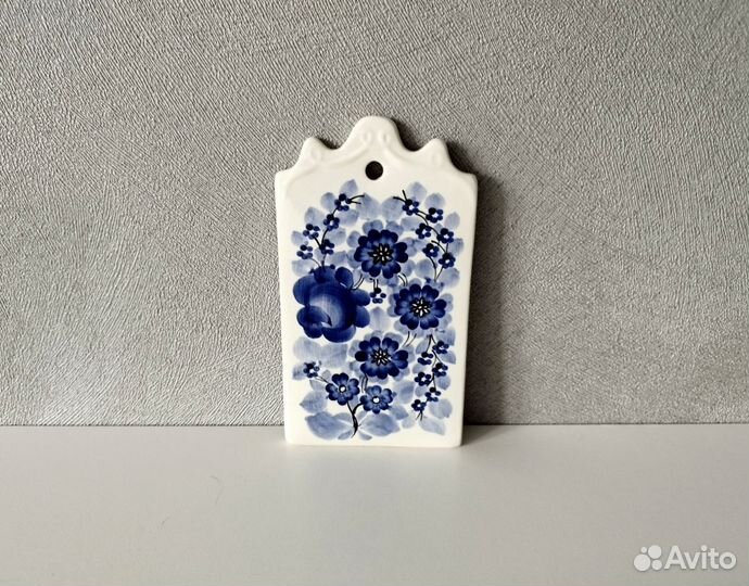 Фаянсовая доска для сыра