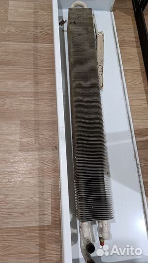 Радиатор отопления стальной и экран