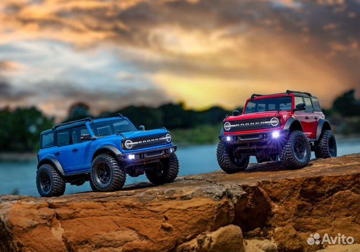 Traxxas TRX-4M 1/18 ford bronco crawler
