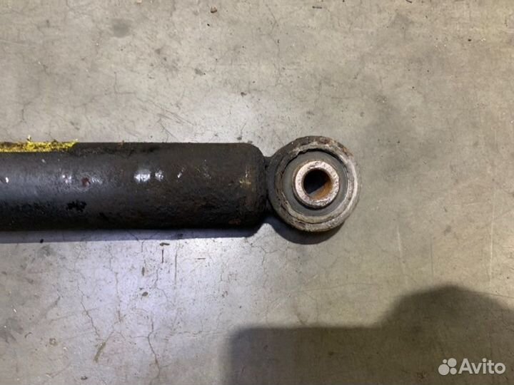 Амортизатор задний Opel Mokka 1.7 D 2012