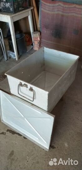 Контейнер алюминиевый с крышкой