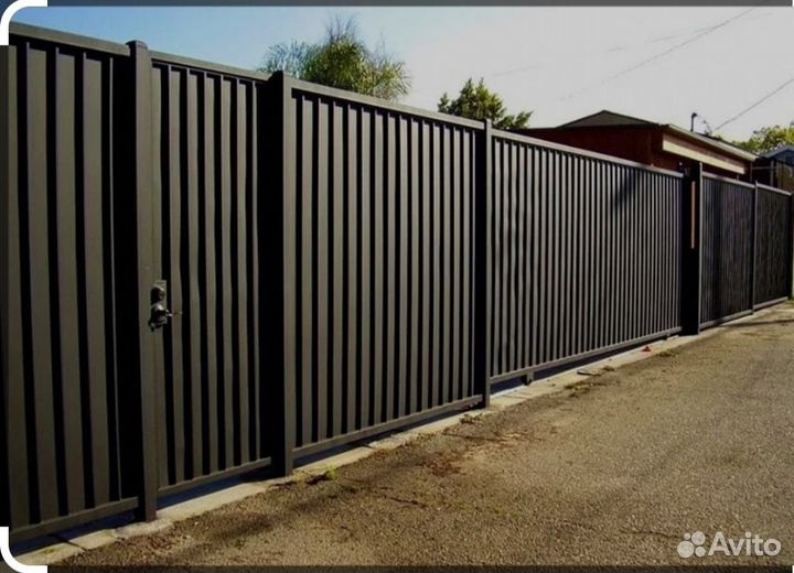 Монтаж забора из профнастила