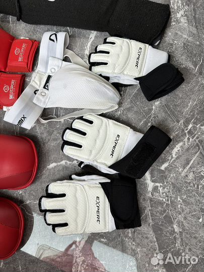 Защита голени и стопы шлем перчатки защита паха