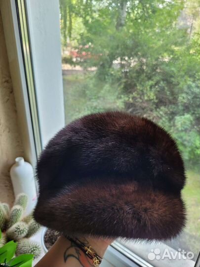 Шапка натуральный мех женская